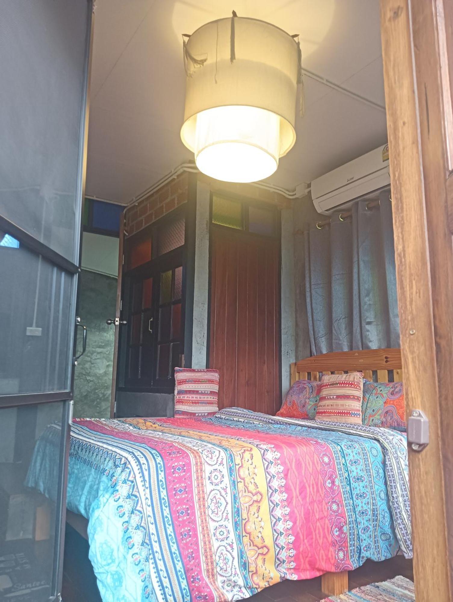 Baan Chiang Mai Hostel Bagian luar foto