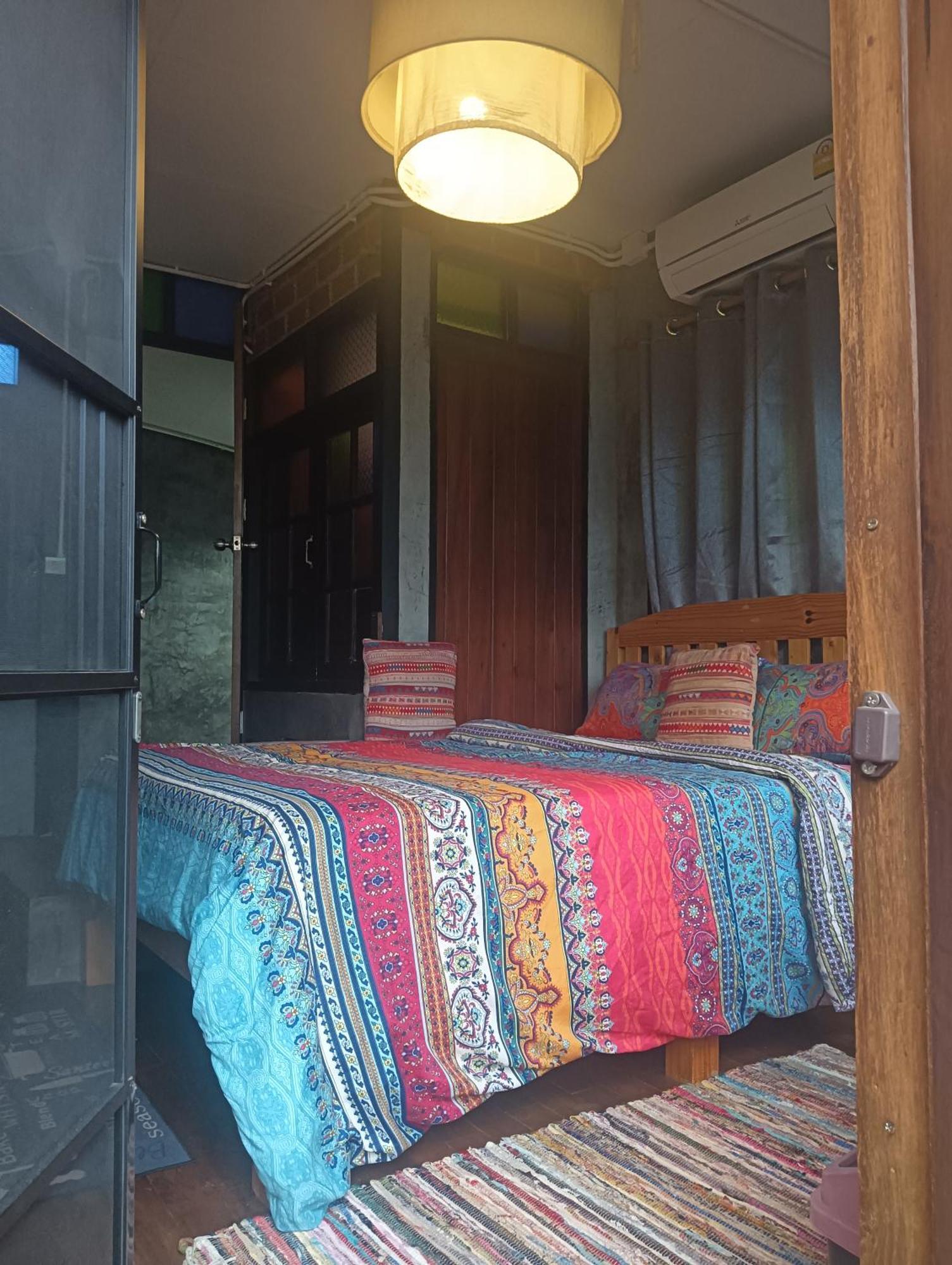 Baan Chiang Mai Hostel Bagian luar foto