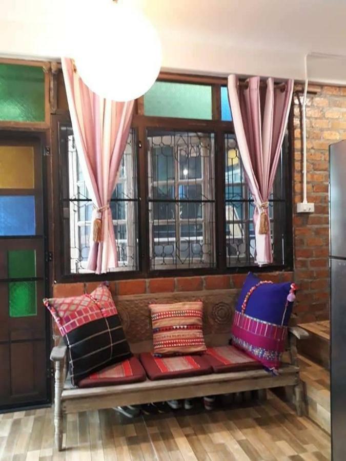 Baan Chiang Mai Hostel Bagian luar foto